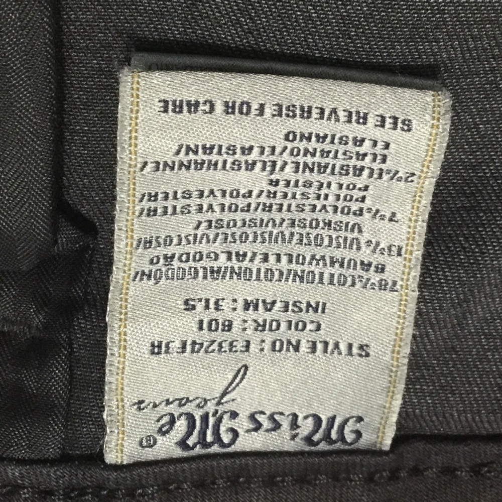 NWOT Miss Me Mid-Rise Flare Stretch Jean - Picture 15 of 16